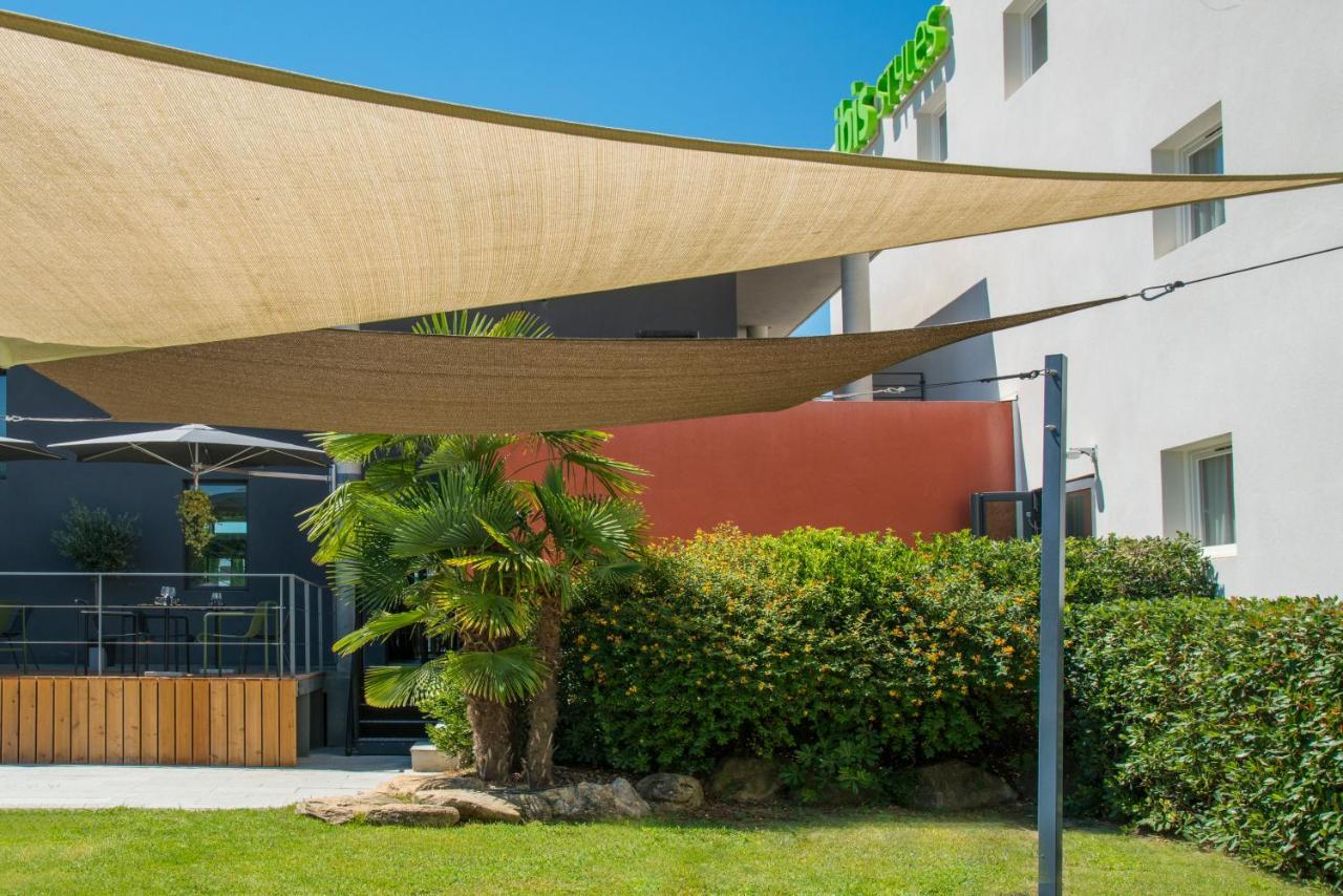Ibis Styles Pertuis Portes Du Luberon Bagian luar foto
