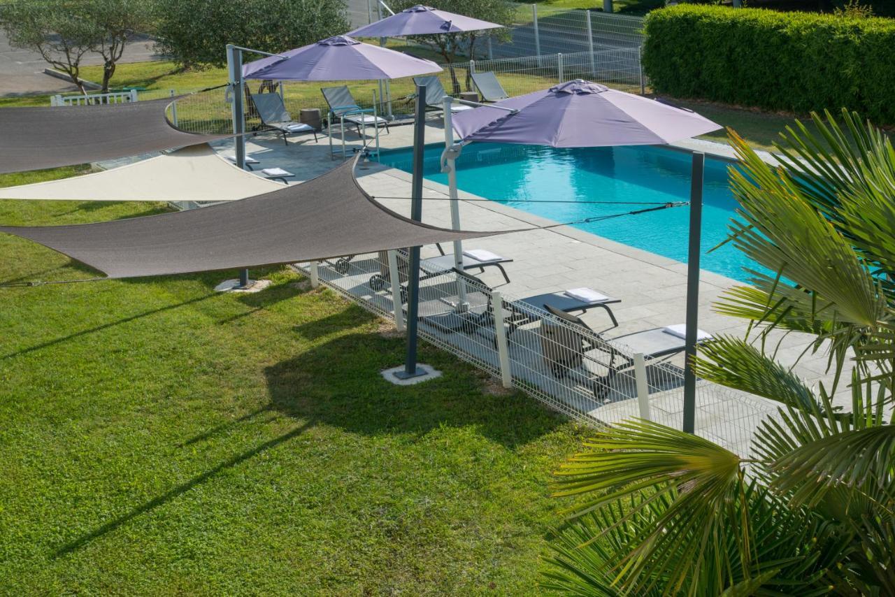 Ibis Styles Pertuis Portes Du Luberon Bagian luar foto